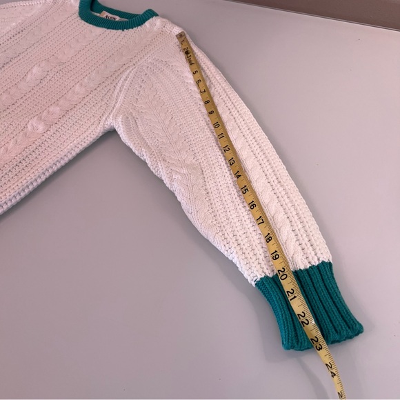 ASTON | White and Teal Knit vintage cotton cable knit crew neck academia Sweater - Picture 8 of 11